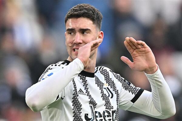 BUUUUUUM! Vlahović ponovo pogodio! (VIDEO)