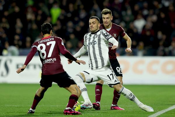 JUVENTUS NA SRPSKI POGON! Pogodio Vlahović, a onda je "namestio" i Kostiću! (VIDEO)
