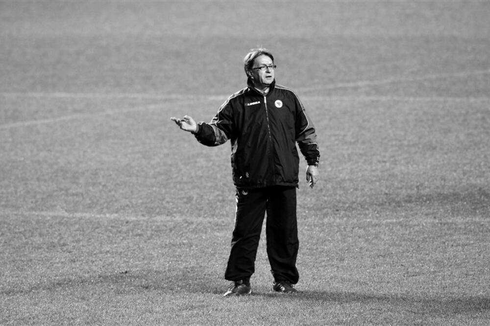 ĆIRO O NAJTUŽNIJEM DANU U ŽIVOTU... "Nesrećan sam, nekako me strah" (FOTO)