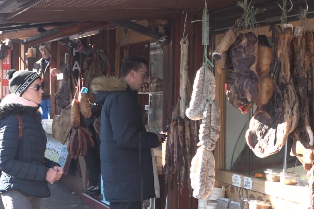 "AKO SE VRATIMO BEZ TOGA, KAO DA NISMO NI BILI": Od sada ćete samo OVAKVE "SUVENIRE" donositi sa Zlatibora (FOTO)