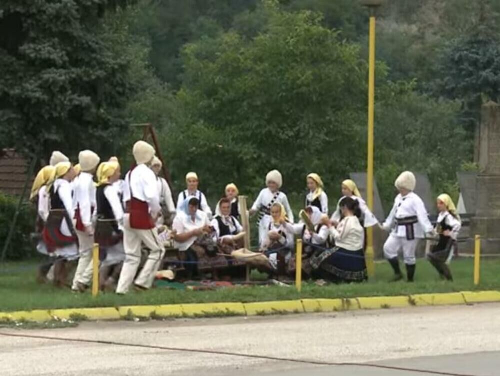 Narodni običaji