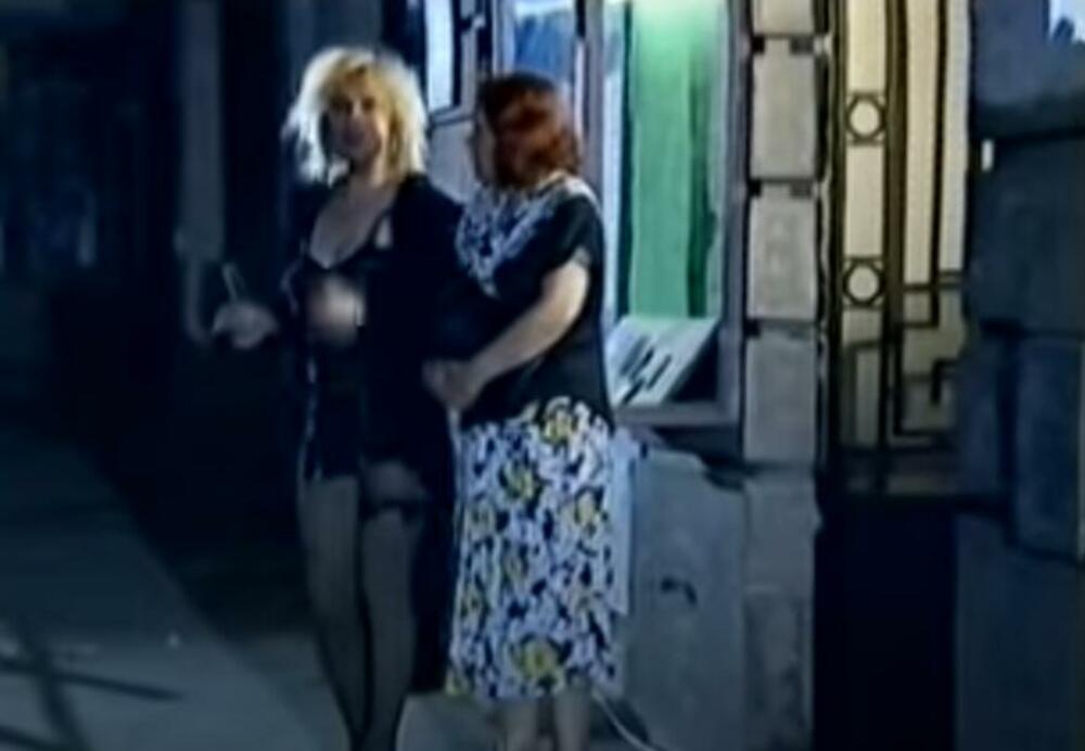 Film 'Du*e od mramora'