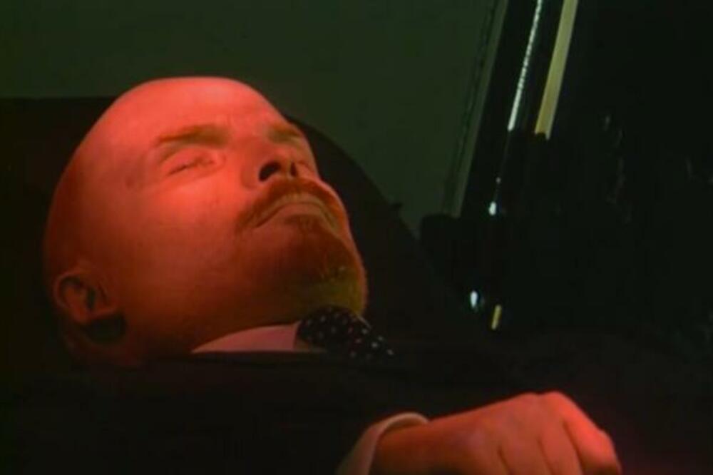 PIJANAC POKUŠAO DA UKRADE LENJINOVO TELO: Težak skandal drma Rusiju