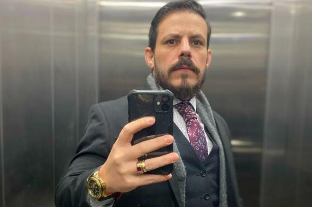 SA PIŠTOLJEM UŠAO U SOBU ZA MAGNETNU REZONANCU: Minut kasnije bio je mrtav, lekari na licu mesta ostali nemi