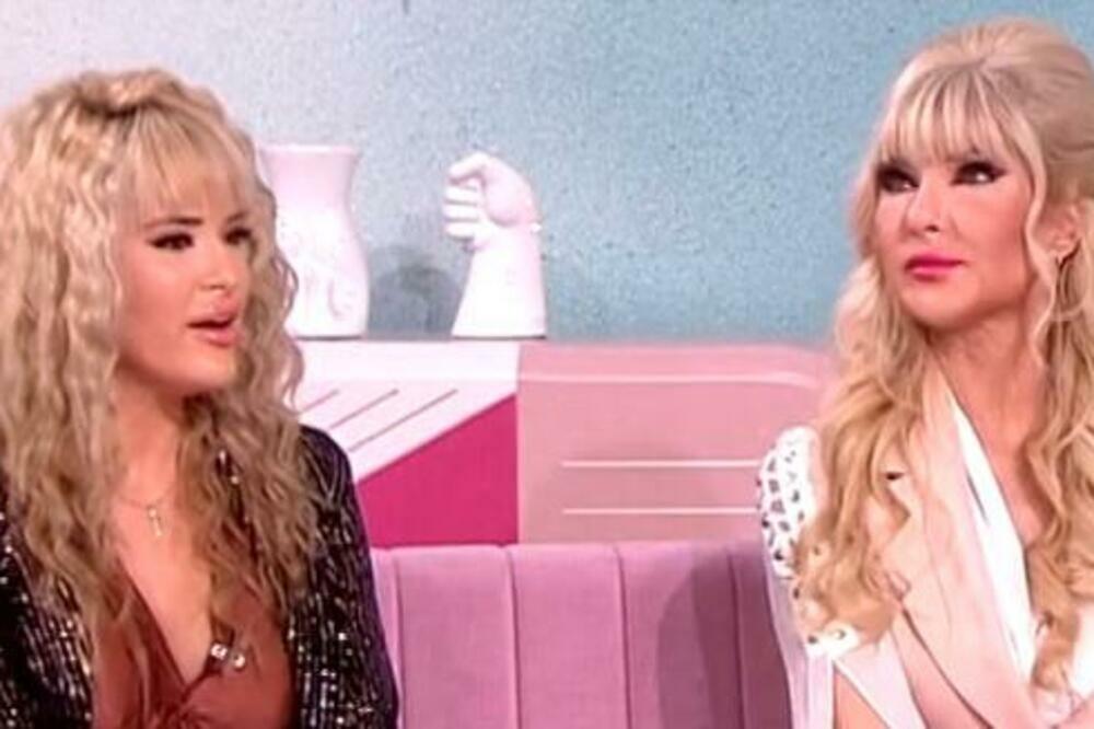 Lea je otkrila čime se zapravo ona bavi.