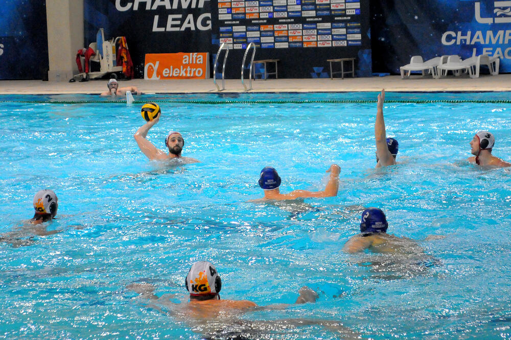 NOVI BEOGRAD NADIGRAO RADNIČKI U DERBIJU KOLA: Gocićevi momci preuzeli prvo mesto na tabeli! (FOTO)