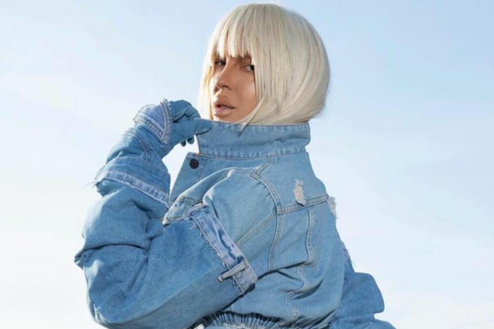 KARLEUŠINA ZADNJA LOŽA U KRUPNOM KADRU, SVE JE VEĆA I VEĆA: Od ovoga skače pritisak FOTO