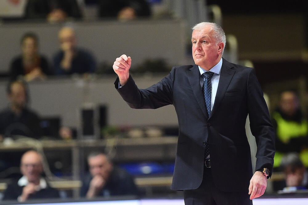 OBRADOVIĆ PRED ARMANI: Igramo sa ekipom koja je u najboljoj formi u Evroligi!