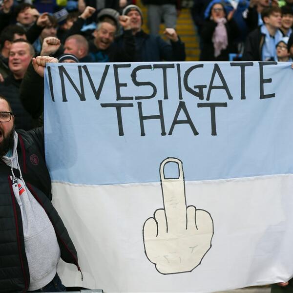 USTANAK NAVIJAČA MANČESTER SITIJA! Zviždanje himni Premijer lige i poruka "Panika na ulicama Londona" (VIDEO)