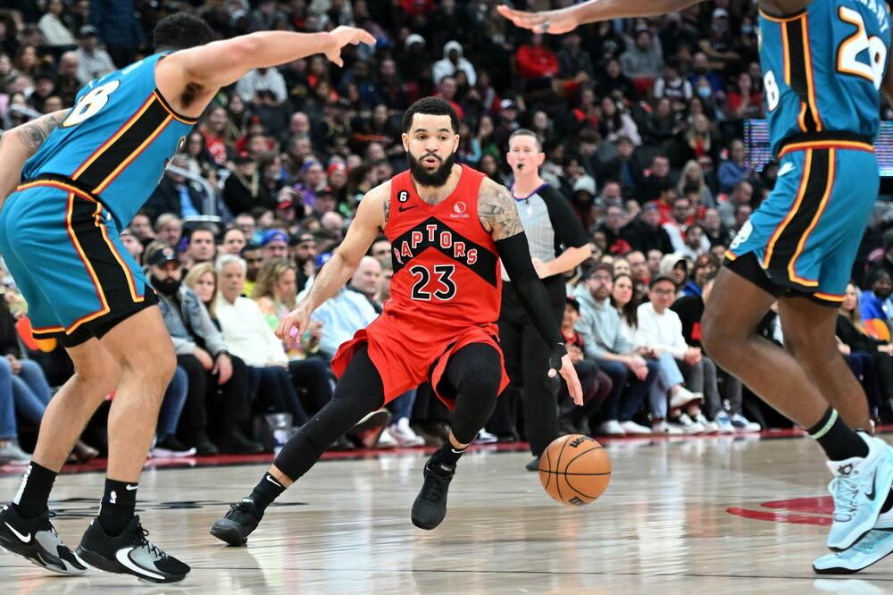 TESNA UTAKMICA U TORONTU: Reptorsi izdržali nalet Detroita (VIDEO)