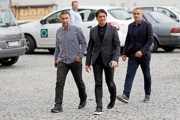 SVE VEĆA PODRŠKA NEMANJI VIDIĆU: Oglasio se legendadrni fudbaler Crvene zvezde!