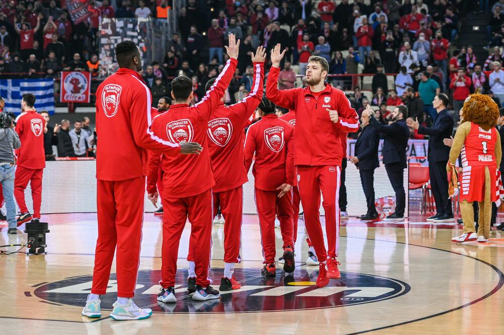 KOŠARKAŠI OLIMPIJAKOSA NA METI PLJAČKAŠA: Razbojnici uzeli jako vredne stvari!