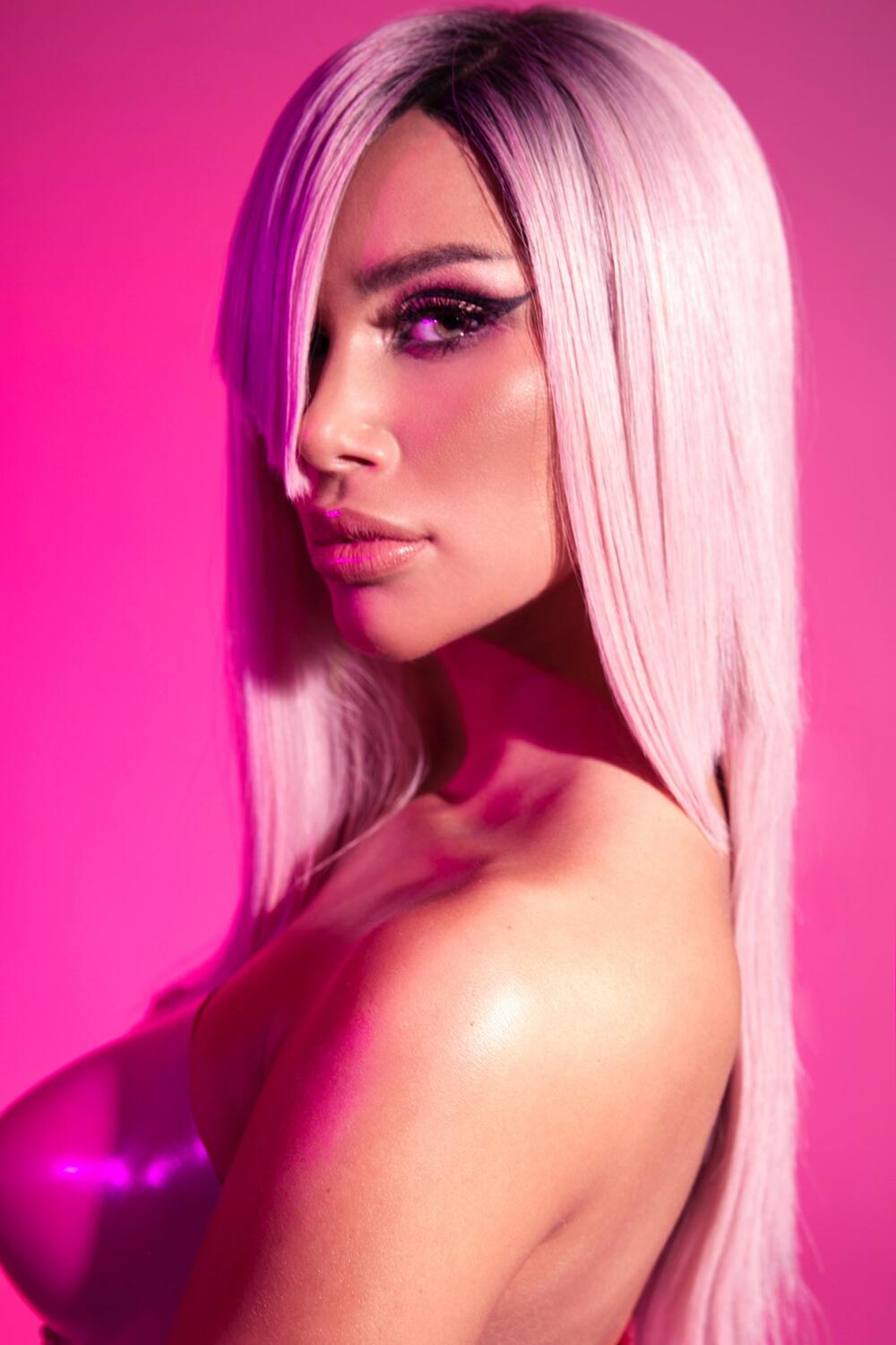 Ivana Nikolić, Ivana Boom Nikolić