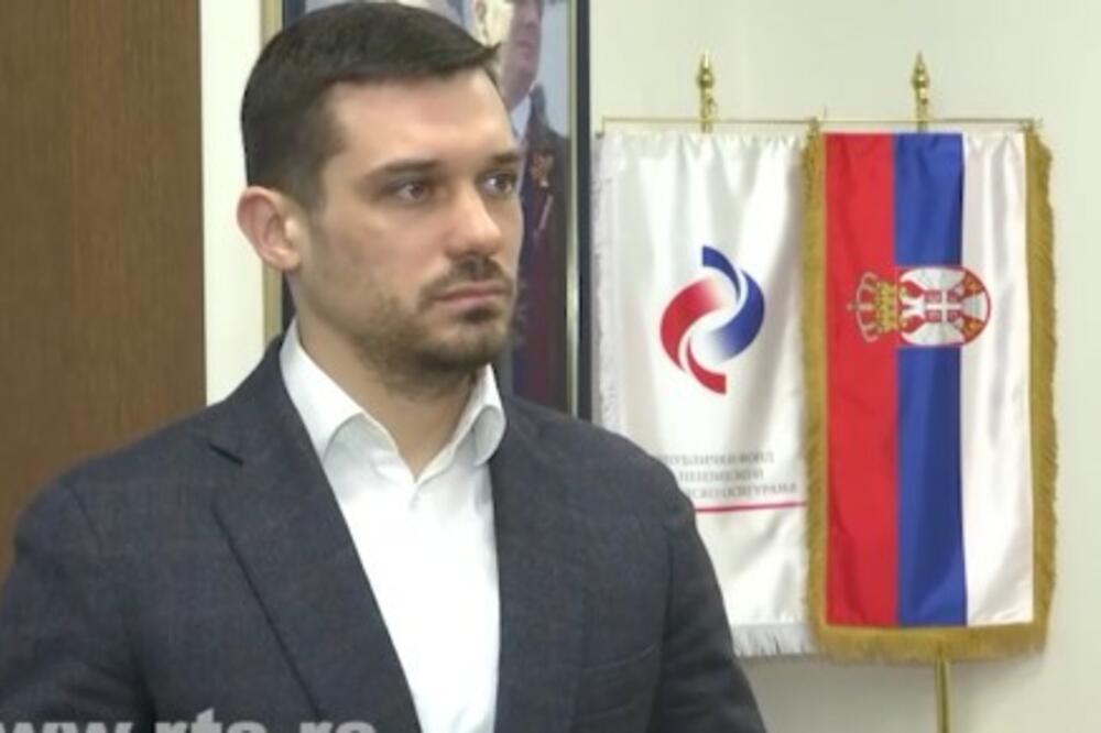 OGLASIO SE DIREKTOR PIO FONDA: Tiče se NOVOG POVEĆANJA PENZIJA!