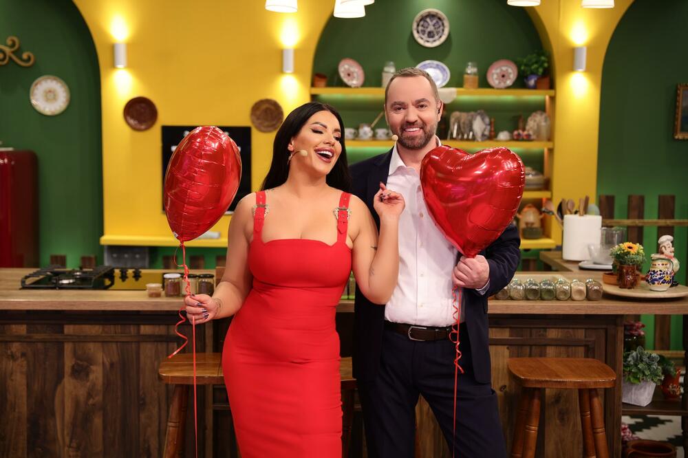 RAŠA PRIREDIO DAN ZALJUBLJENIH ZA PAMĆENJE! Praznik ljubavi i vina u vašoj omiljenoj emisiji "Majke i snajke"