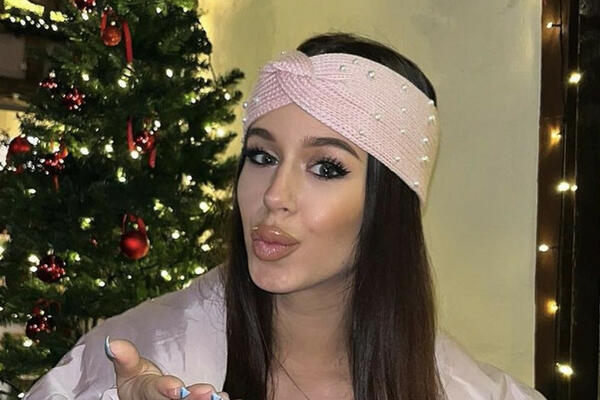 INFLUENSERKA IZGUBILA BEBU U 9. MESECU, SADA JOJ STIŽU JEZIVE PORUKE: Da li je realno da ljudi ovo pišu!?