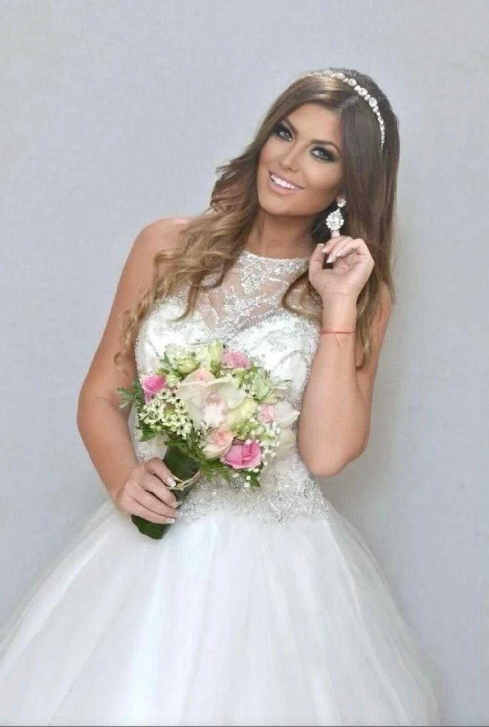 Voditeljka kao mlada