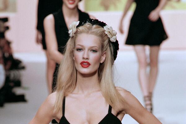 NAJLEPŠU MANEKENKU OTAC SILOVAO, A PRINC STRPAO U LUDNICU: Optužili je da se drogira, pa se povukla