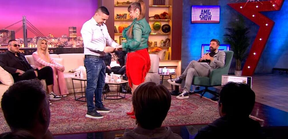 Bebica zaprosio Miljanu Kulić