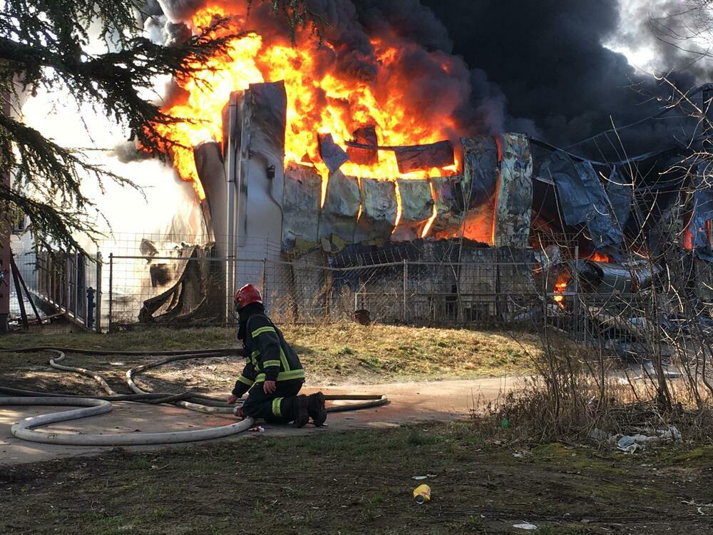 Vatrogasci, Požar, Galenika