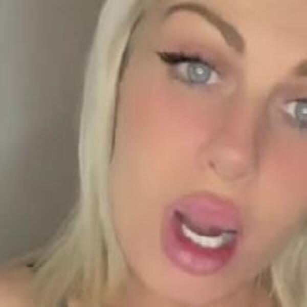 MAJKA (46) OBJAVILA VRELI SNIMAK IZ KREVETA: Komentari samo PRŠTE, da li je REALNO da OVO RADI? (VIDEO)