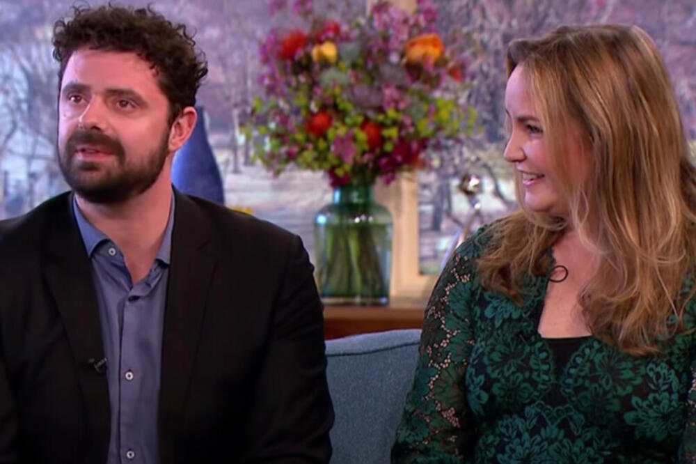 UDALA SE ZA BESKUĆNIKA KOJI JE DANIMA SPAVAO U PARKU: Čim joj je prišao 1 PUT zahtevala je da URADI 1 STVAR