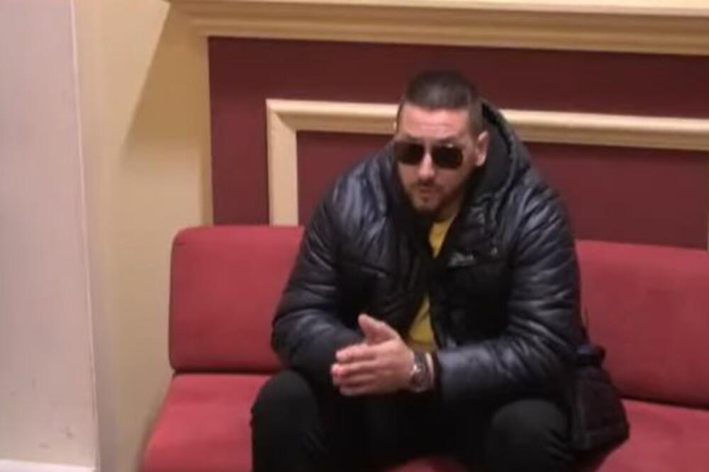 JEDVA JE DOČEKAO DA MILJANI VIDI LEĐA: Zola bacio OKO na OVU ZADRUGARKU, sevaju vranice na sve STRANE