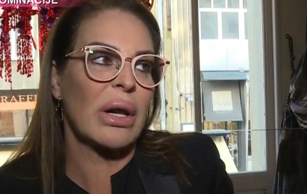 Anina kuma o Šmizli