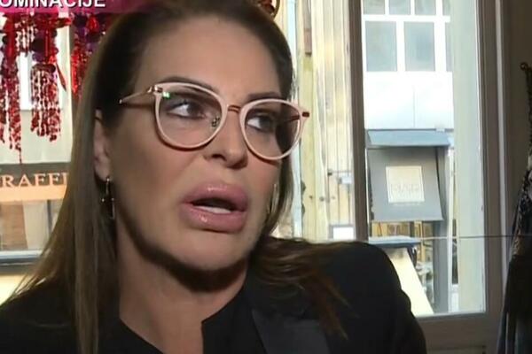 BILA SA ŽESTOKIM MOMKOM, DEVOJKA SA BEOGRADSKOG ASFALTA: Ovo je ISTINA o kumi Ane Ćurčić