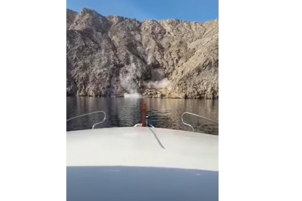 UZNEMIRUJUĆ SNIMAK! ODRON USLED JAKOG ZEMLJOTRESA: Prvi snimci POSLEDICA potresa u Hrvtaskoj (VIDEO)