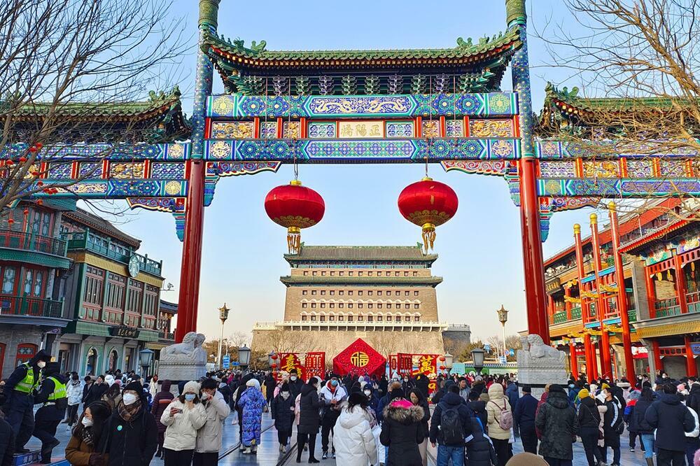 KOMUNISTIČKA PATRIJA KINE: Kina postiže odlučujuću pobedu nad Kovidom 19