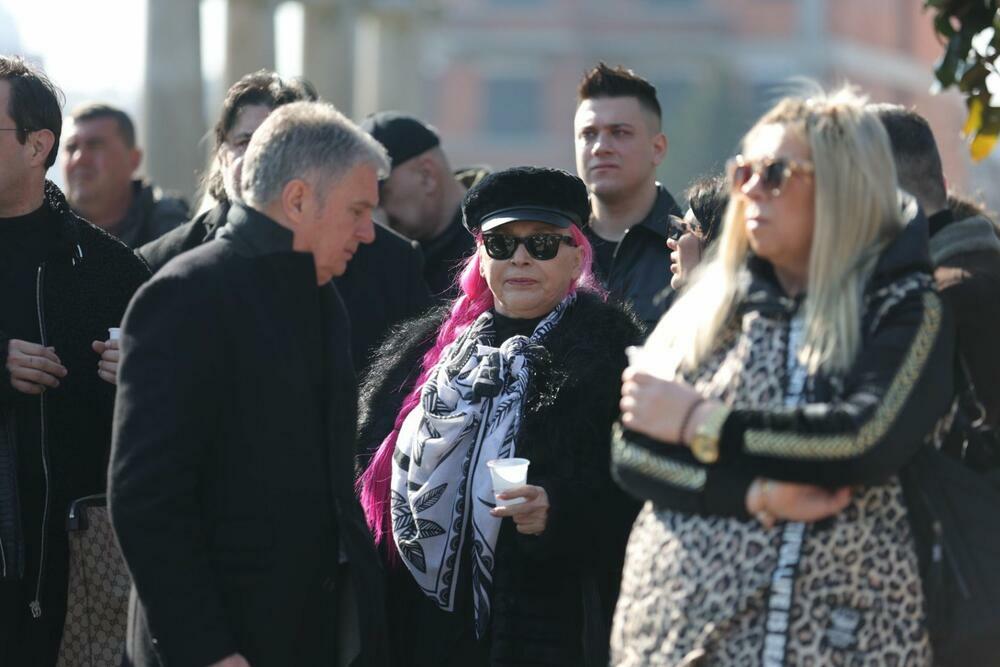 Kumovi Zorica Brunclik i Kemiš stigli na pomen