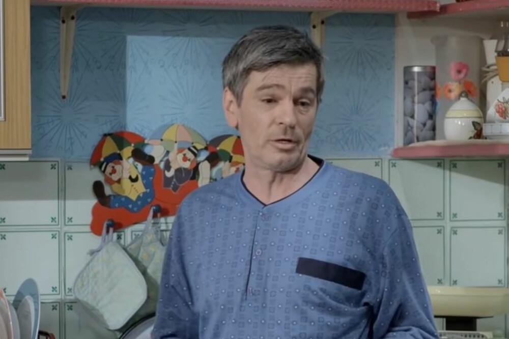 GLUMAC IZ "LUD, ZBUNJEN, NORMALAN" VODI BITKU ZA ZDRAVLJE: Senad nije dobro, VESTI SU LOŠE