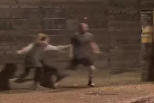 POTRESNE SCENE U ZADRUZI: Ana i Zvezdan završili u BLATU, došlo do FIZIČKOG KONTAKTA, hitno PREKINUT PROGRAM