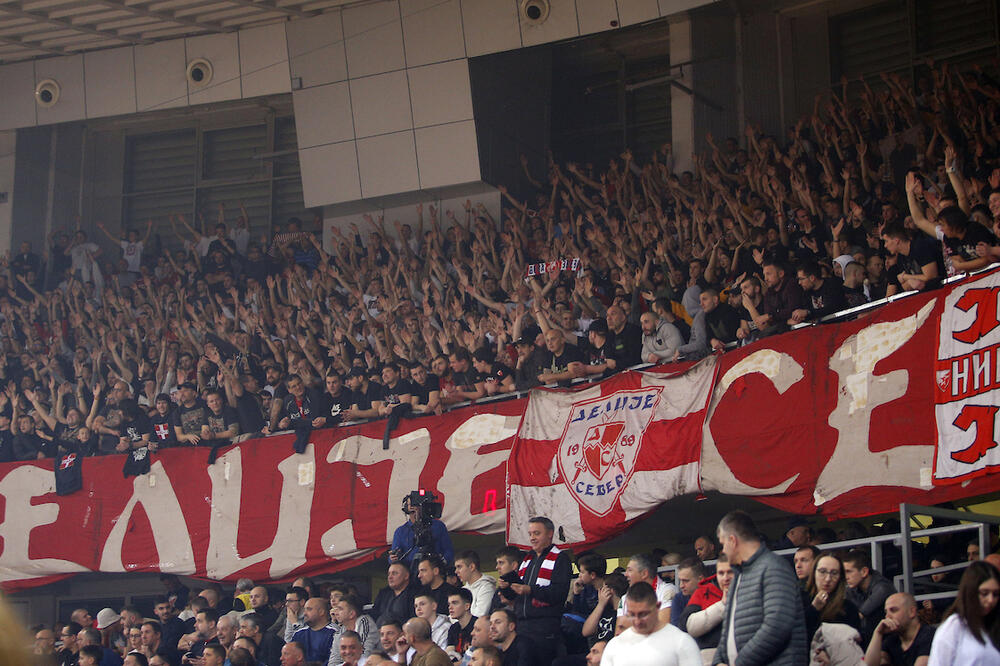 DELIJE U EKSTAZI: Zvezda PONIZILA Partizan!