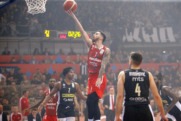 ČUDESAN PREOKRET ZVEZDE, PARTIZAN SAMO STAO: Crveno-beli u finalu Kupa posle BURNOG derbija u "Čairu"! (VIDEO/FOTO)