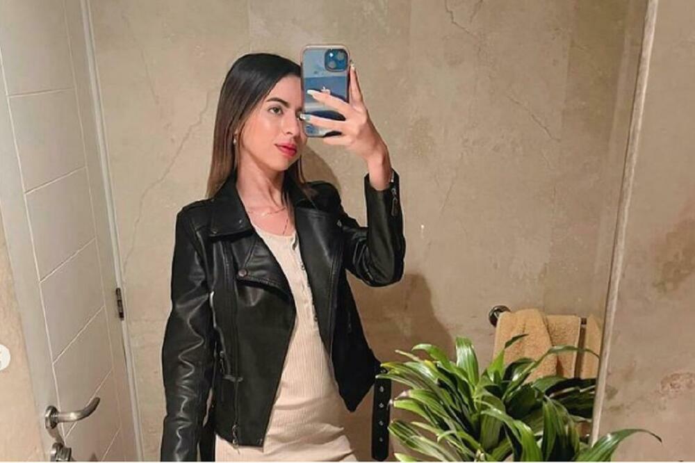 DA LI JE REALNO? IMALA ODNOSE TOKOM PRENOSA UŽIVO, BUKVALNO SE SVE VIDELO: Počela da se TRZA, a onda...