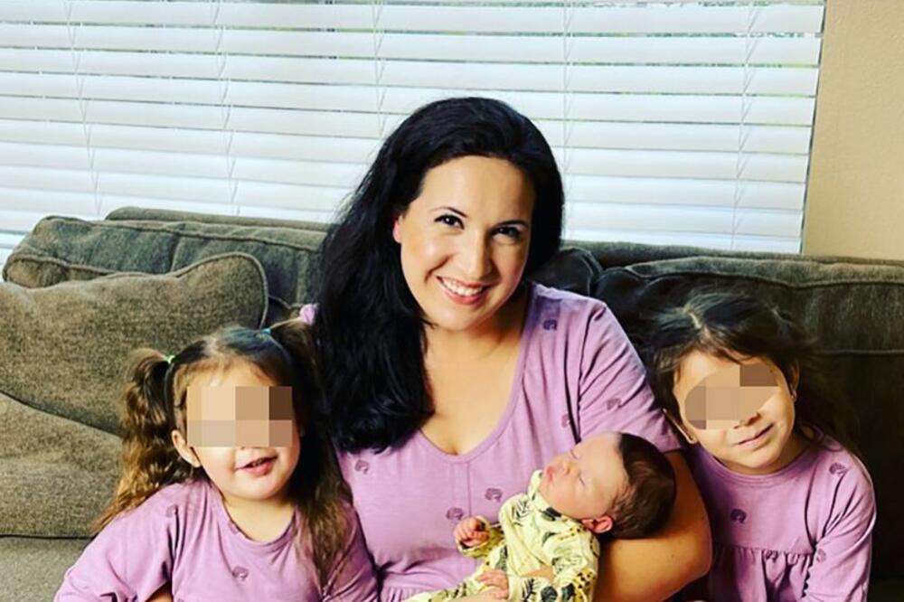 OVAJ PAR IMA ŠESTORO DECE, ALI NISU SVA ŽIVA: Njih 4 su LUTKE, PAŠĆETE SA STOLICE KAD VIDITE O ČEMU JE REČ