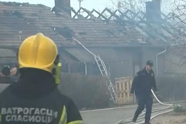 ŽENI ISPAO ŽAR DOK JE LOŽILA VATRU, PA ZAPALILA CELU KUĆU: Pojavio se snimak buktinje u Kruševcu (VIDEO)