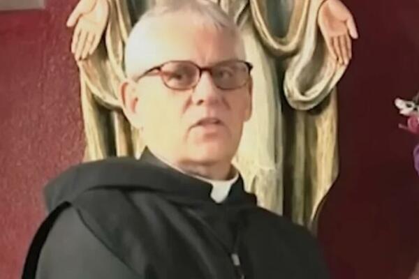 NAPRAVIO VANBRAČNO DETE I ZGRNUO MILIONE: Sveštenik proneverio pare iz nekoliko crkava, a to nije SVE!