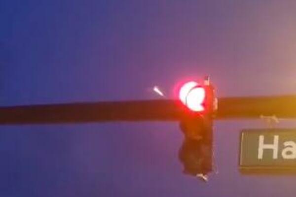 METEOR OD POLA TONE SE OBRUŠIO NA ZEMLJU! Isplivali snimci sa mesta UDARA, evo gde je PAO (VIDEO)