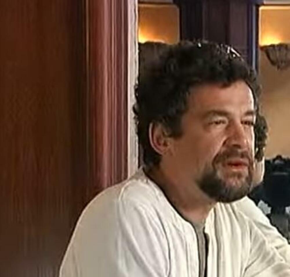 Glogovac se na filmu prvi put pojavio 1993. godine u drami 'Raj Petra Zeca'