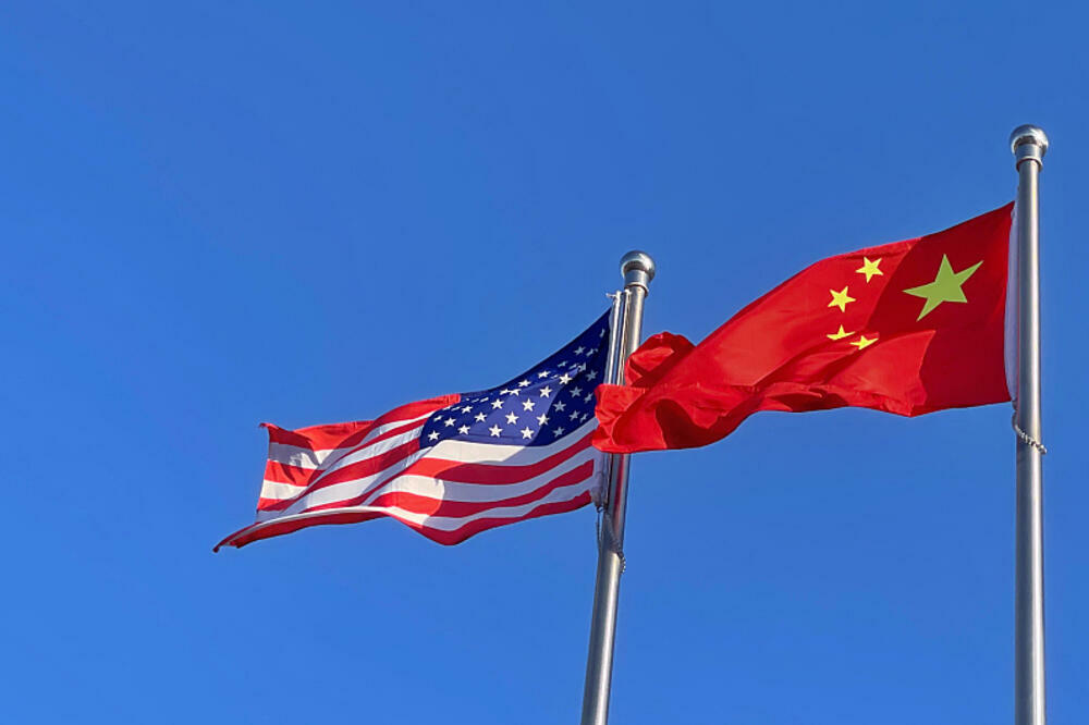 KINESKI SVENARODNI KONGRES: Pozivamo SAD da poštuju činjenice o incidentu sa kineskim vazduhoplovnim brodom