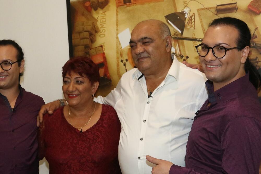 RADA I RADE VASIĆ U TEŠKOM ZDRAVSTVENOM STANJU: Isplivali detalji njihovih BOLESTI, ovo tera SUZE NA OČI