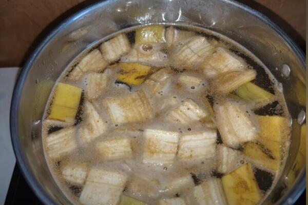 SKUVAJTE BANANE PRE SPAVANJA I POPIJTE TEČNOST: Tokom SNA sa vašim TELOM će se dogoditi 1 VELIKA STVAR