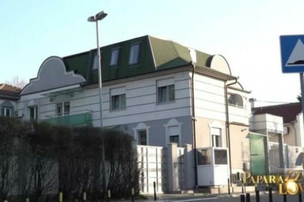 NISTE ZNALI DA JE BAŠ OVOLIKO BOGAT! Brenin KOMŠIJA živi u ovoj LUKS VILI, a o njegovom PRIVATNOM ŽIVOTU se ĆUTI