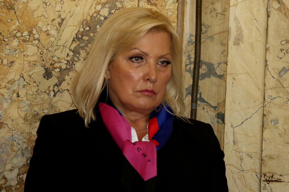 SNEŽANA ĐURIŠIĆ VIŠE NE ĆUTI: Otkrila istinu o Zvezdama Granda, pa iznela sočne pikanterije o TAKMIČARIMA