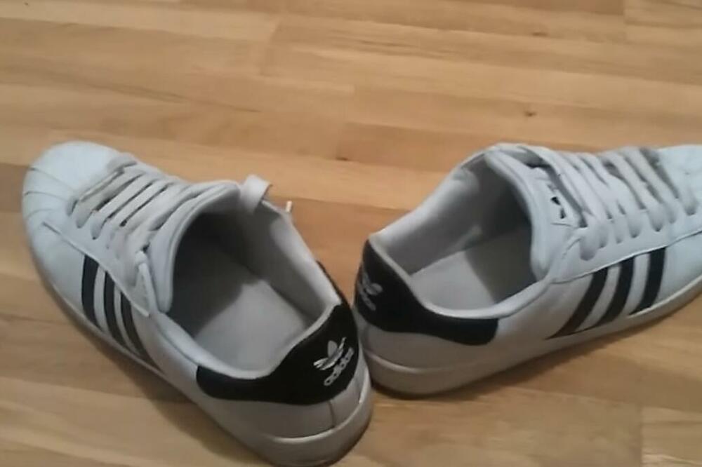 OVA NAMIRNICA TERA SMRAD IZ PATIKA BUKVALNO PREKO NOĆI: Stara caka ISKUSNIH domaćica konačno izašla na videlo