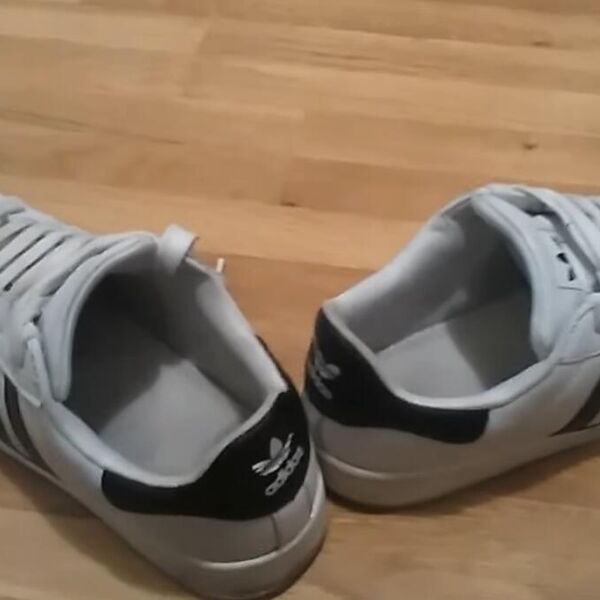 EVO KAKO DA SE REŠITE DOSADNOG SMRADA IZ PATIKA: Neke od jednostavnih, a GENIJALNIH trikova možete isprobati ODMAH