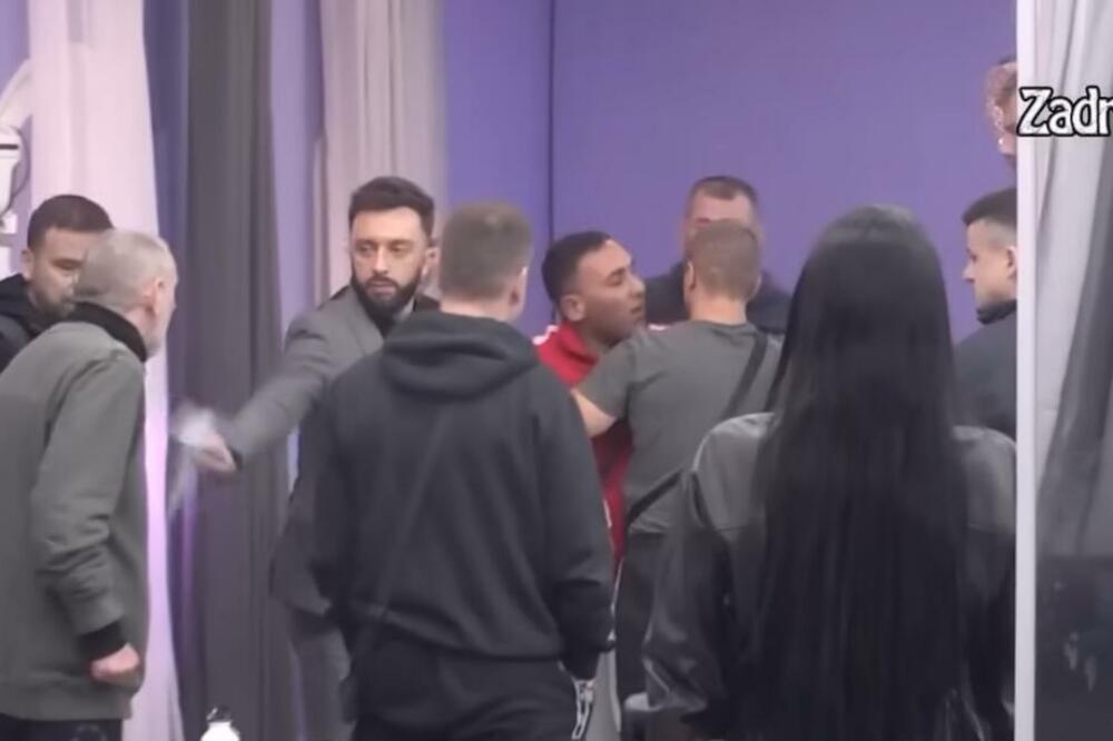 KAMERA ZADRUGE SNIMILA ONO ŠTO NIKAKO NIJE SMELA: Čuo se ZVUK, a onda "VIBRIRA TI TELEFON" (VIDEO)